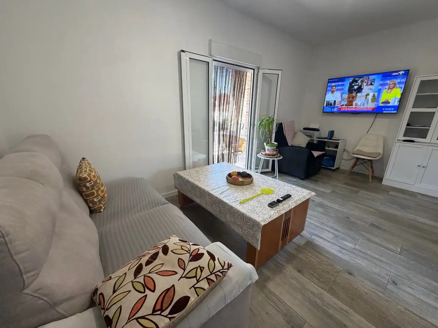 Living room of Houses for sale in Cenicientos  with Air Conditioner, Private garden and Terrace