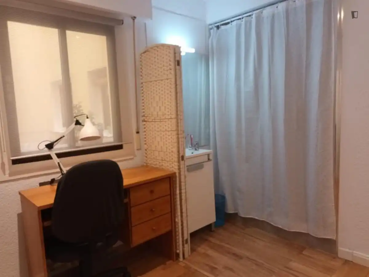 Room in Ciudad Jardín