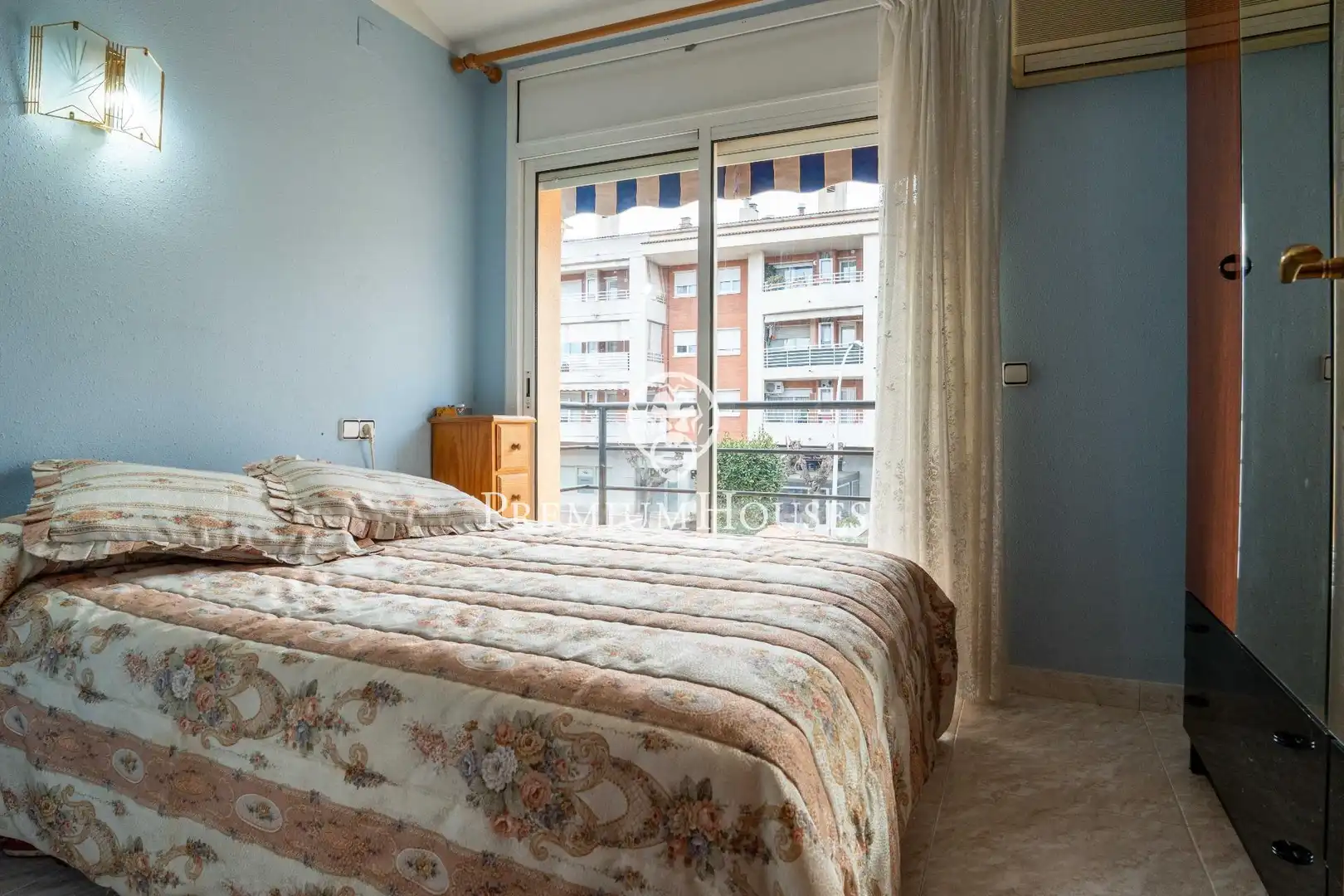 Dormitori de Casa o xalet en venda en Salou amb Aire condicionat, Calefacció i Jardí privat