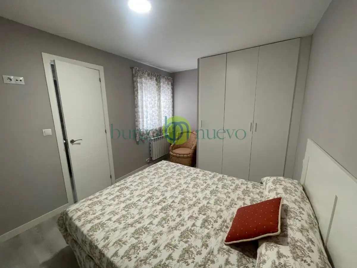 Habitación de Piso en venta en León Capital  con Calefacción y Terraza