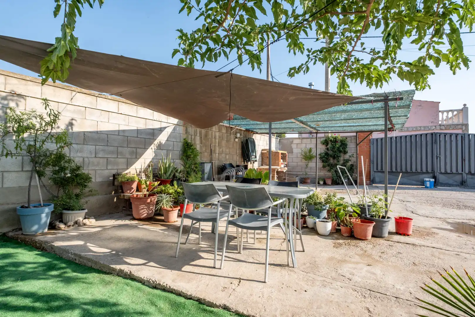 Terrassa de Finca rústica en venda en Cadrete amb Aire condicionat, Calefacció i Jardí privat