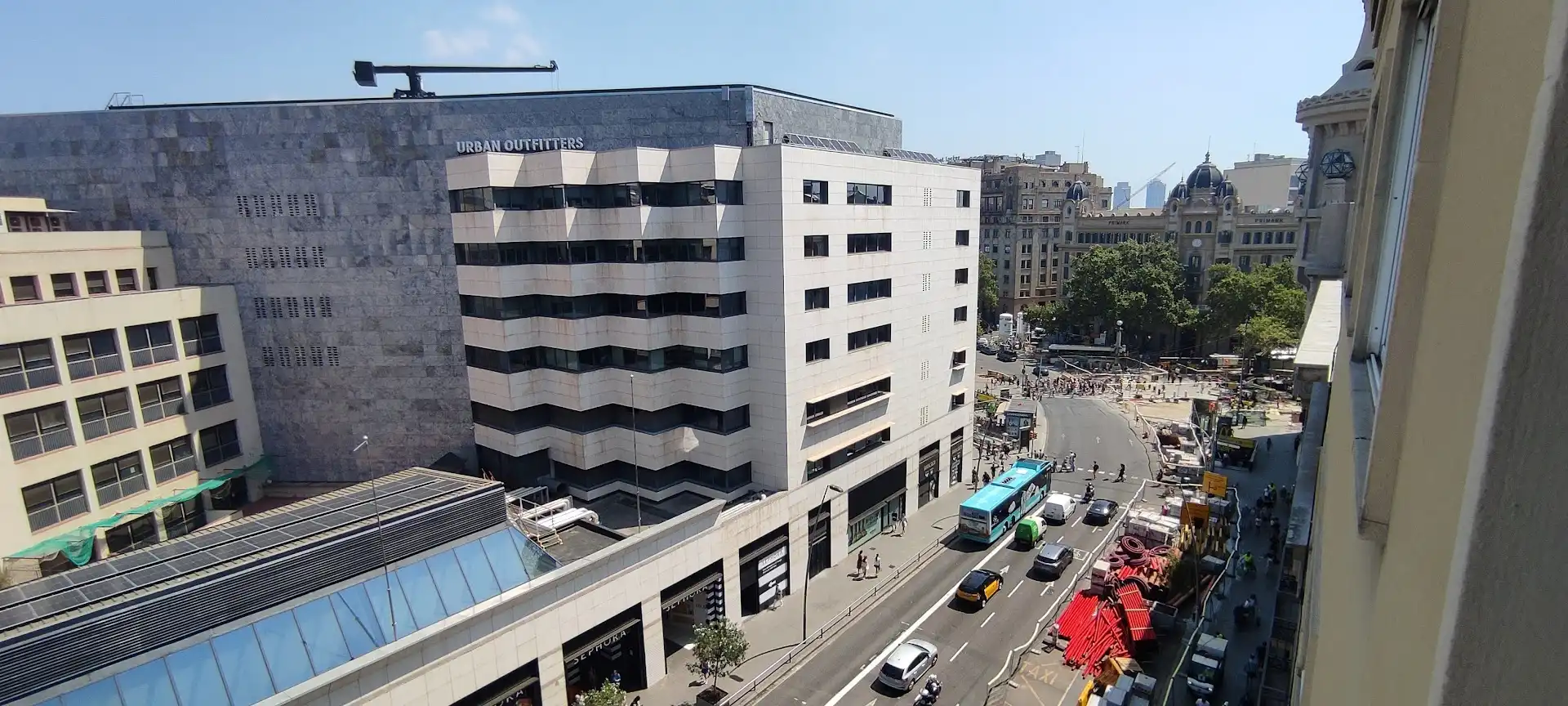 Vista exterior de Pis en venda en Ciutat Vella