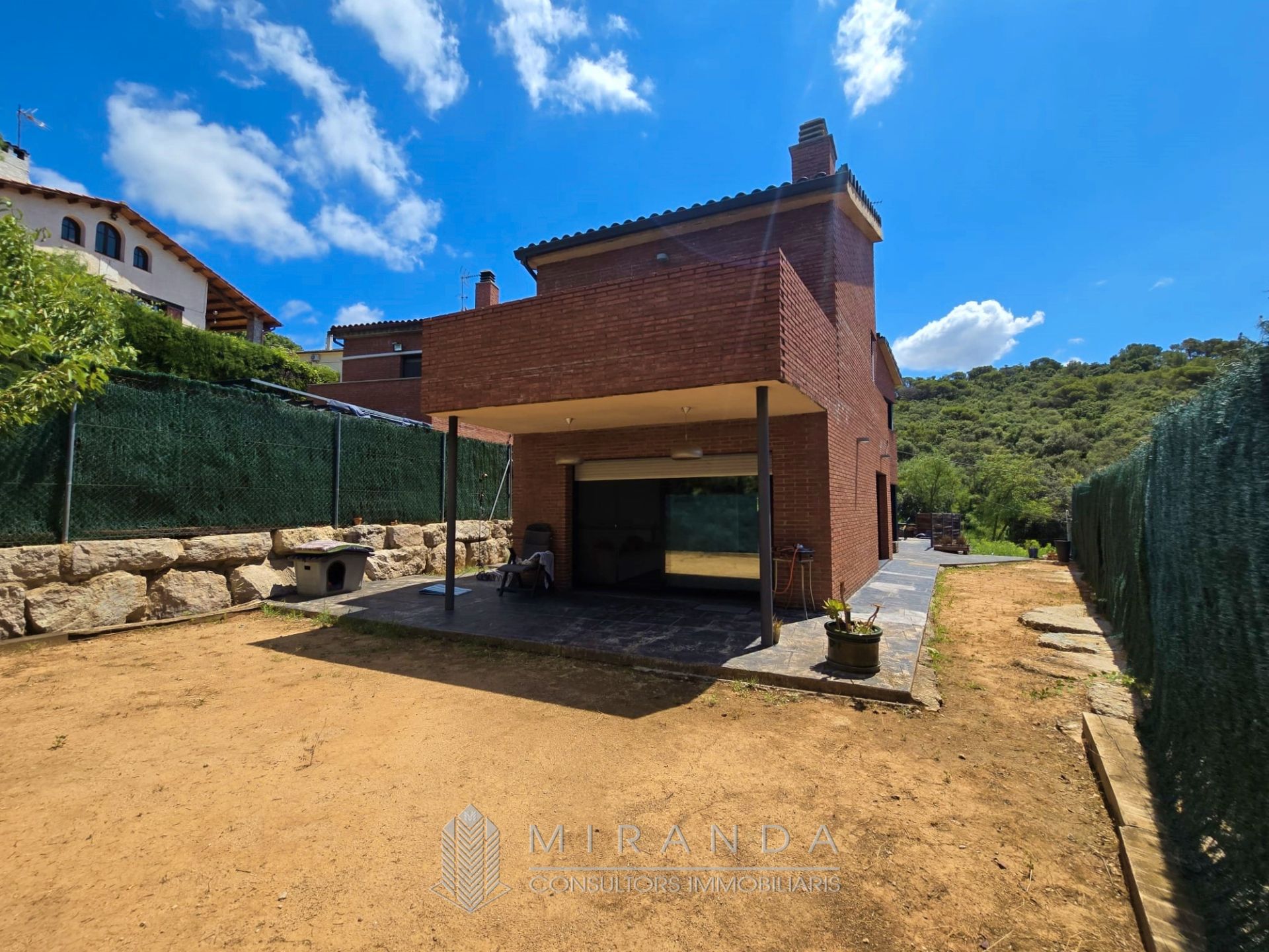 Vista exterior de Casa o xalet en venda en Bigues i Riells amb Calefacció, Jardí privat i Parquet
