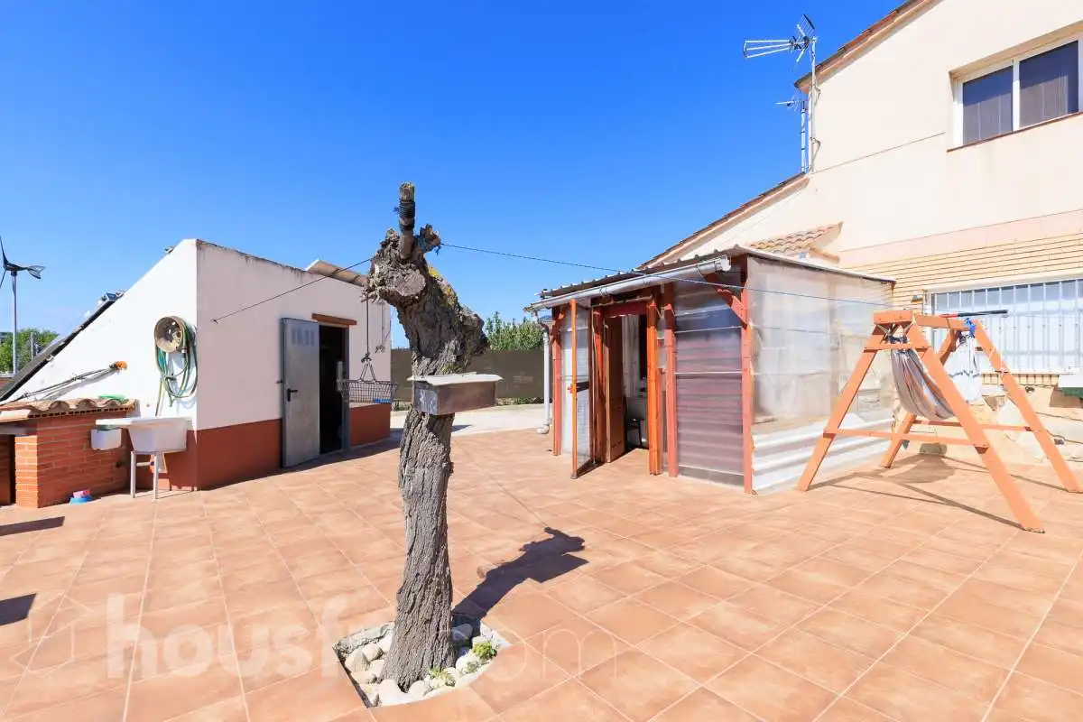 Vista exterior de Casa o chalet en venta en Sarral con Aire acondicionado, Calefacción y Jardín privado