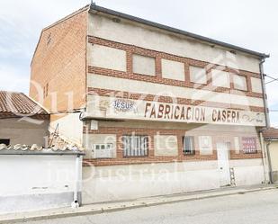 Exterior view of Industrial buildings for sale in Muñopedro