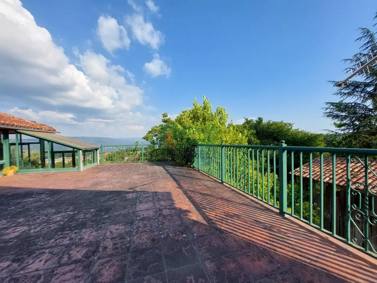 Terrassa de Casa o xalet en venda en Coles amb Calefacció, Jardí privat i Terrassa