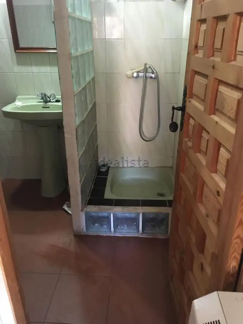 Bany de Casa o xalet en venda en Polaciones