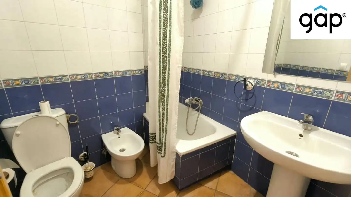Bathroom of Houses for rent in Palomera  with Heating, Terrace and Furnished