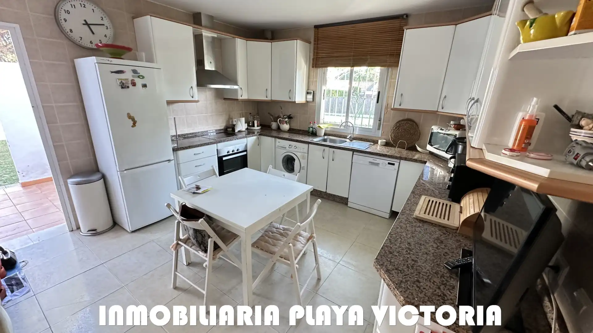 Cocina de Casa o chalet en venta en Conil de la Frontera con Aire acondicionado, Jardín privado y Piscina