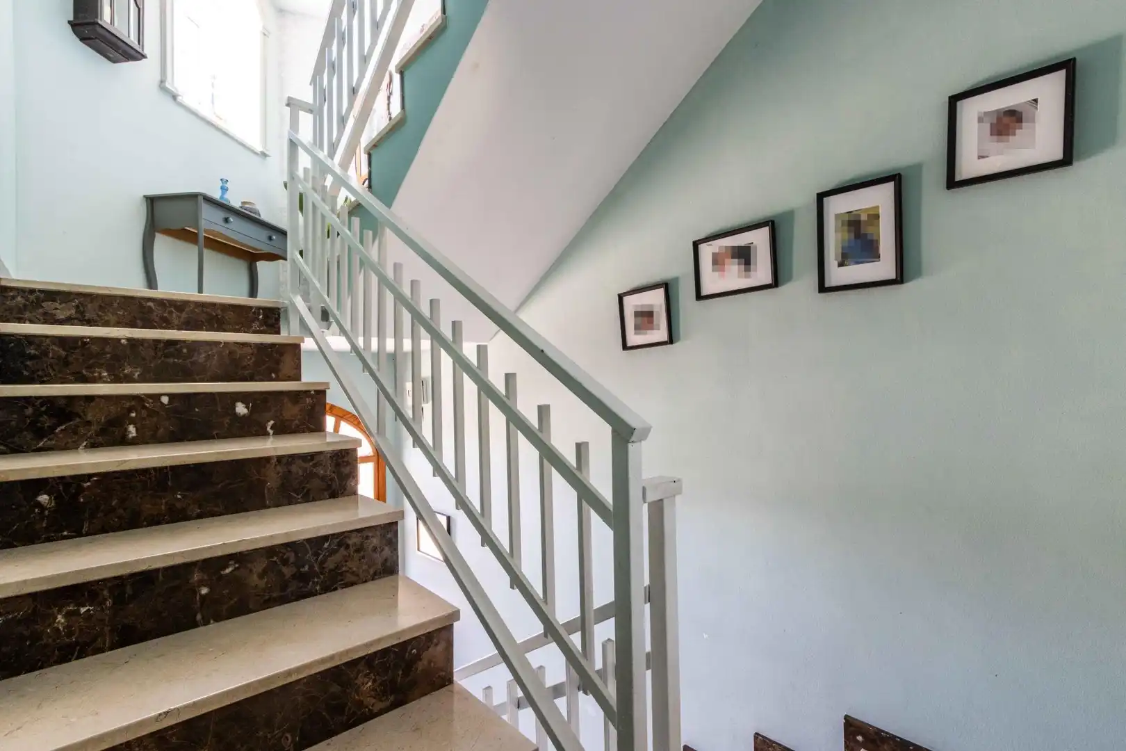 Einfamilien-Reihenhaus zum Verkauf in Terrassa mit Heizung und Terrasse