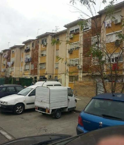 Vista exterior de Pis en venda en  Sevilla Capital