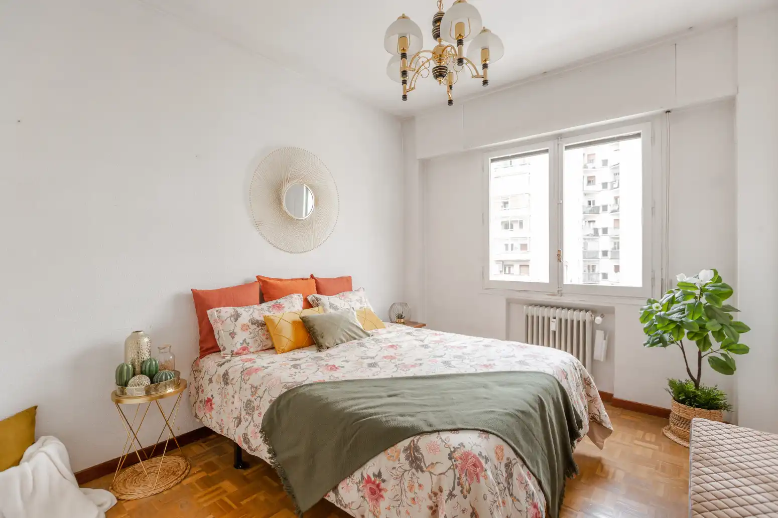 Habitación de Piso en venta en  Pamplona / Iruña con Calefacción, Parquet y Terraza