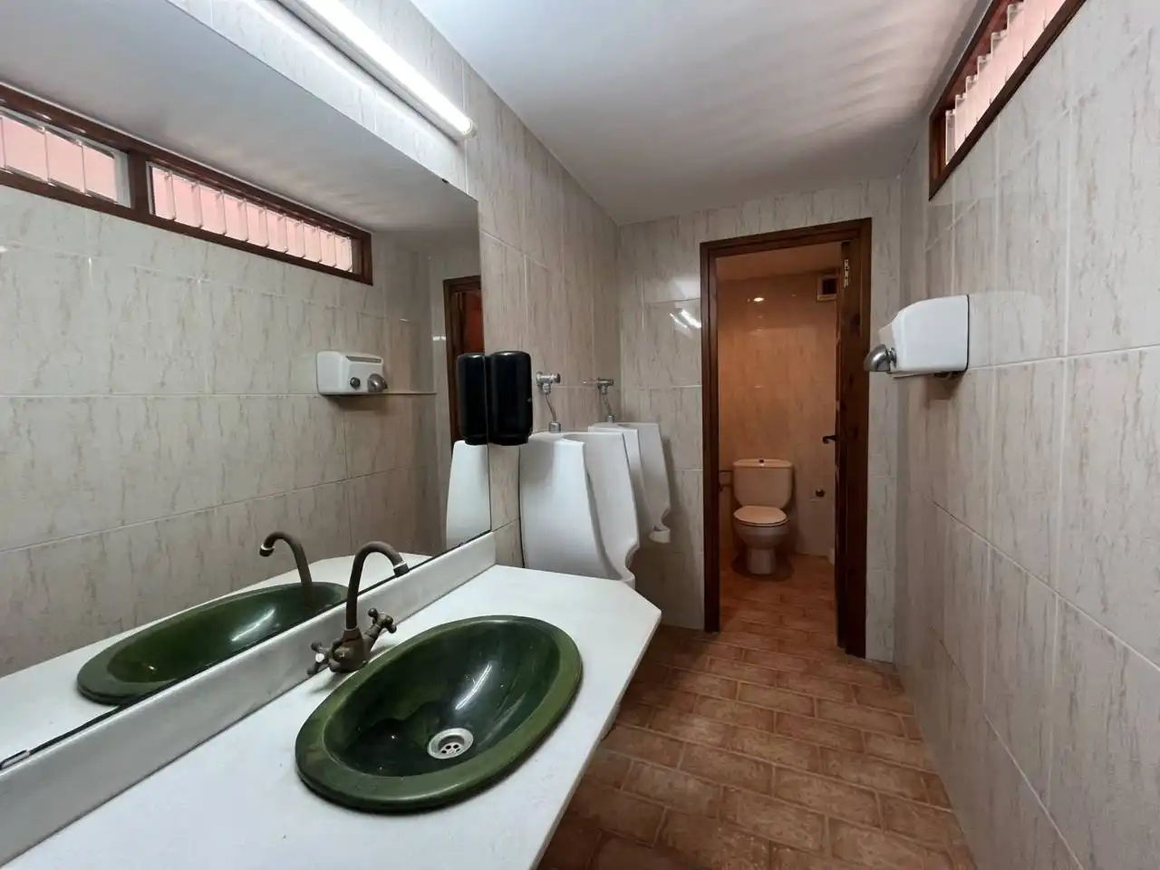 Bathroom of Houses for sale in Sant Martí Sarroca  with Air Conditioner, Heating and Private garden