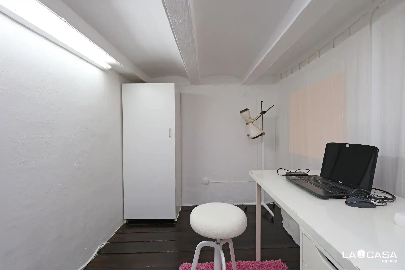 Business premises for transfer in Carrer de Blai, imagen 36