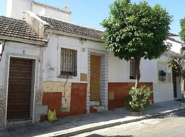 Casa en venda a Motamid