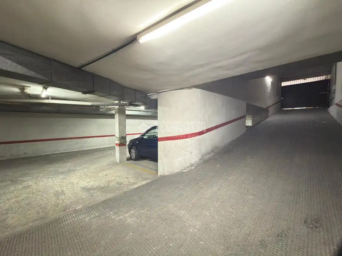 Parking de Garaje en venta en Madrid