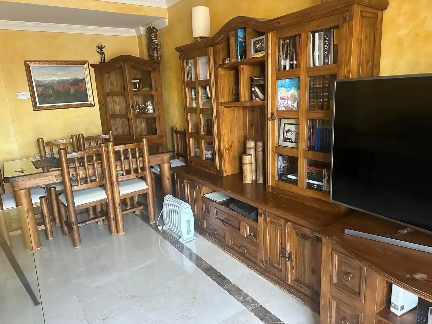 Sala d'estar de Casa adosada en venda en Peligros amb Aire condicionat i Balcó