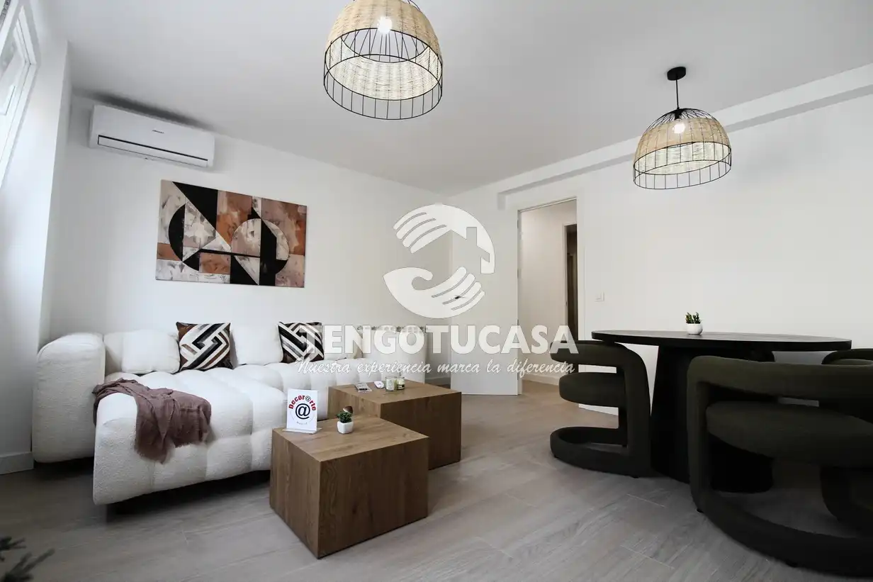 Sala de estar de Piso en venta en  Madrid Capital con Aire acondicionado, Calefacción y Amueblado