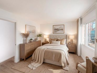 Flat with lift for sale in avinguda sant esteve 77