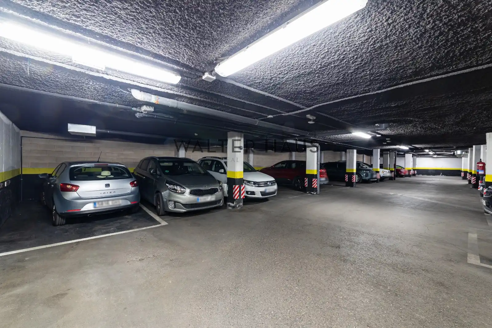 Parking of Flat for sale in Madrid  with Air Conditioner, Heating and Storage room