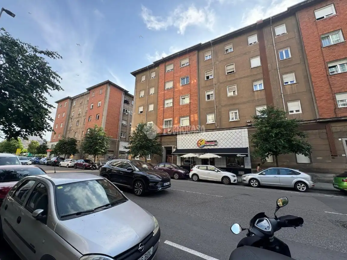 Exterior view of Flat for sale in Gijón   with Furnished