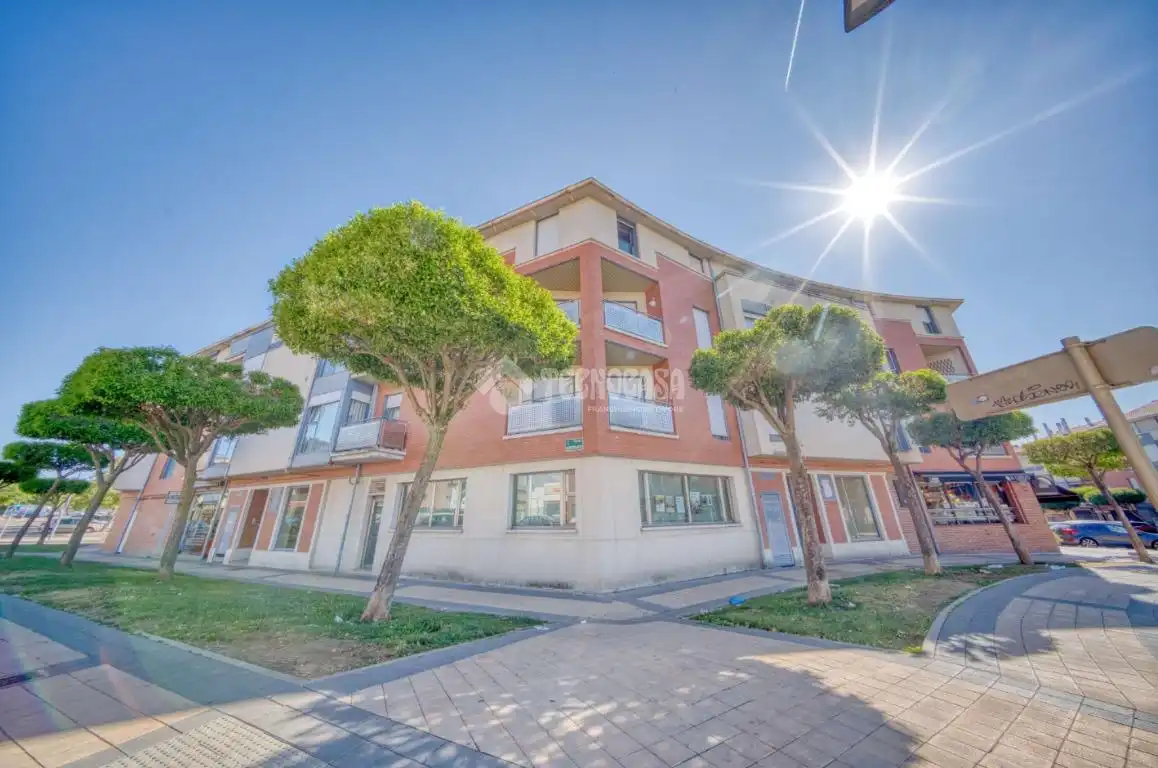 Piso con ascensor en venta en La Flecha - Monasterio del Prado, imagen 2