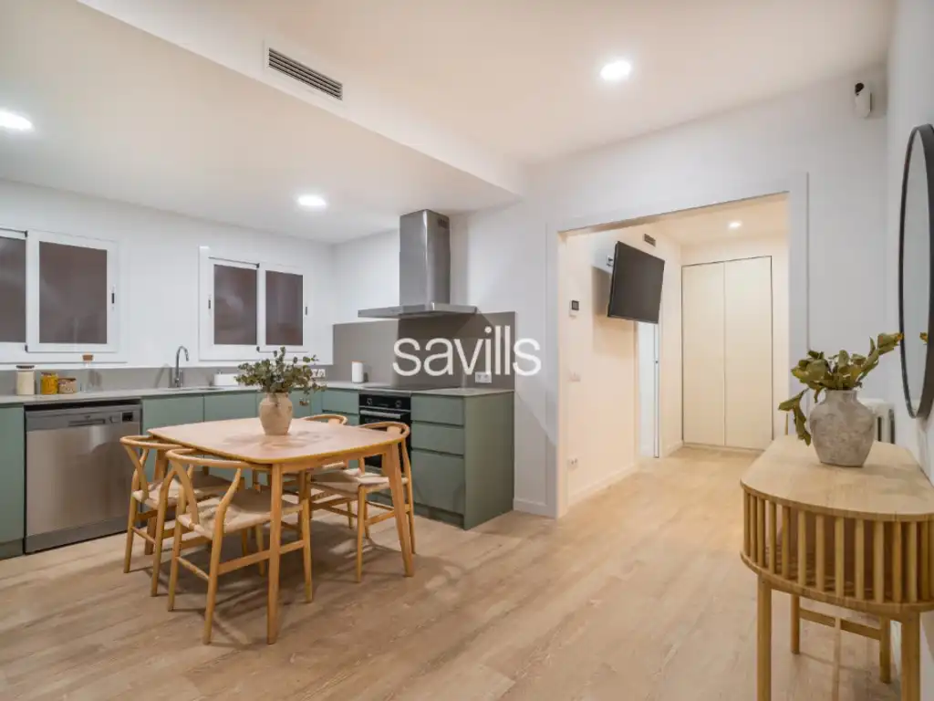 Kitchen of Apartments for sale in Barcelona