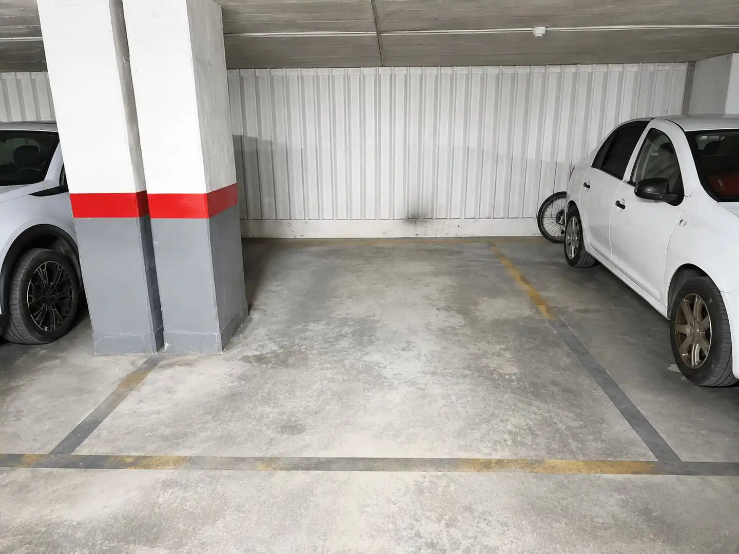 Parking de Piso en venta en Valencia con Aire acondicionado, Amueblado y Horno
