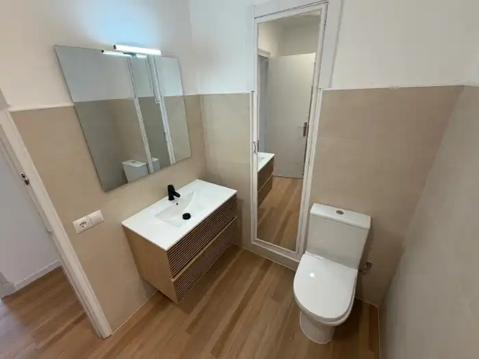 Baño de Piso en venta en Balaguer con Calefacción, Parquet y Trastero