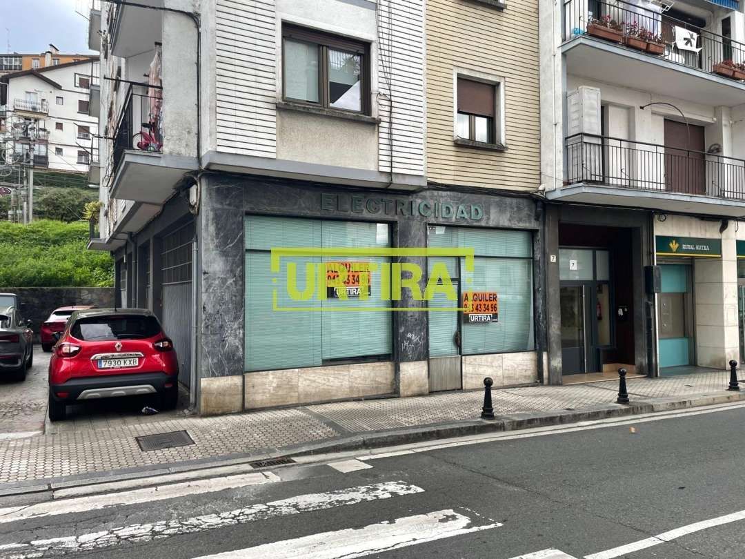 Premises to rent in Juan Bautista Erro Kalea, 7