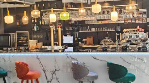 Photo 5 of Premises for transfer in Calle del Pintor Aparicio, Ensanche - Diputación, Alicante / Alacant