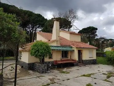 Vista exterior de Piso en venta en Riells i Viabrea