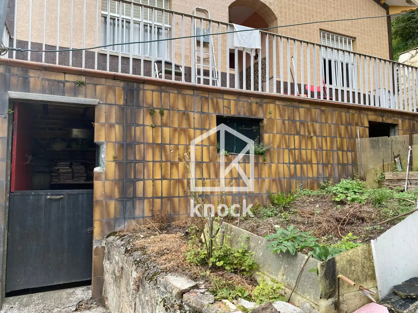 Vista exterior de Casa o xalet en venda en Langreo amb Calefacció