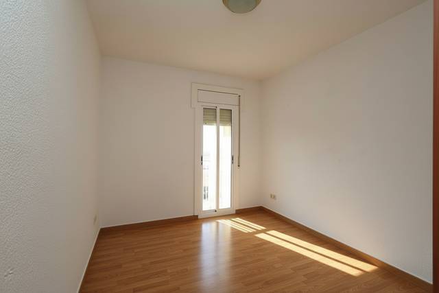 Piso en Venta en Calle MARCEL.LI ESQUIUS DE en Pubilla Cases