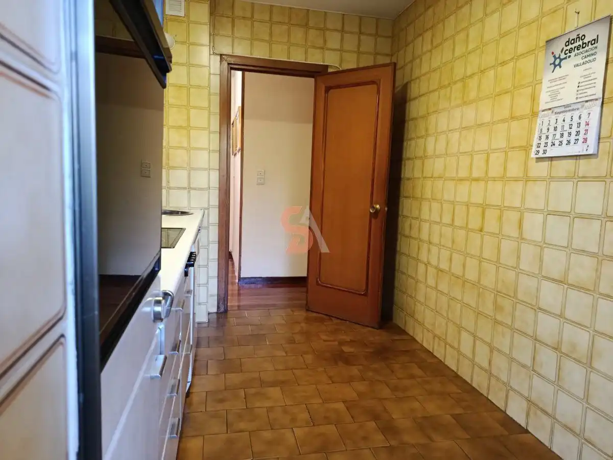 Cuina de Pis en venda en Valladolid amb Aire condicionat, Calefacció i Terrassa