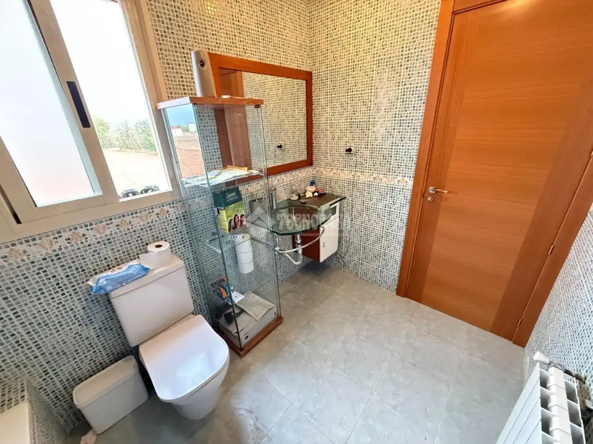 Bathroom of Detached homes for sale in Lucillos, Toledo