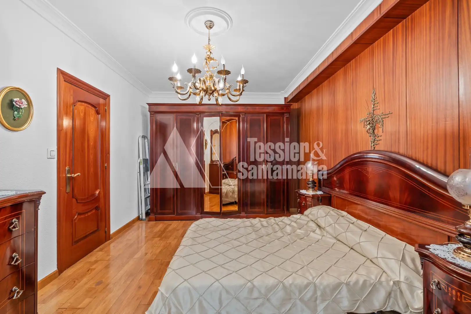 Habitación de Piso en venta en Gijón  con Calefacción, Amueblado y Horno