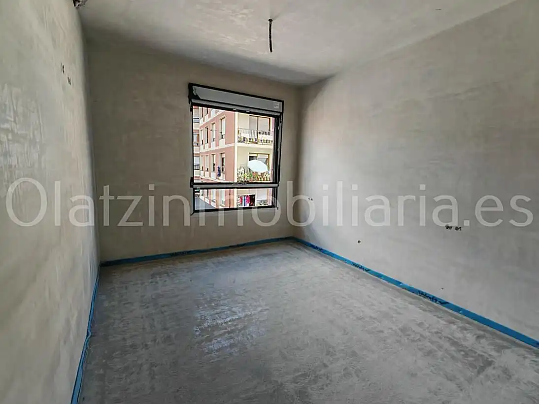 Bedroom of Flat for sale in Zalla   with Terrace and Storage room