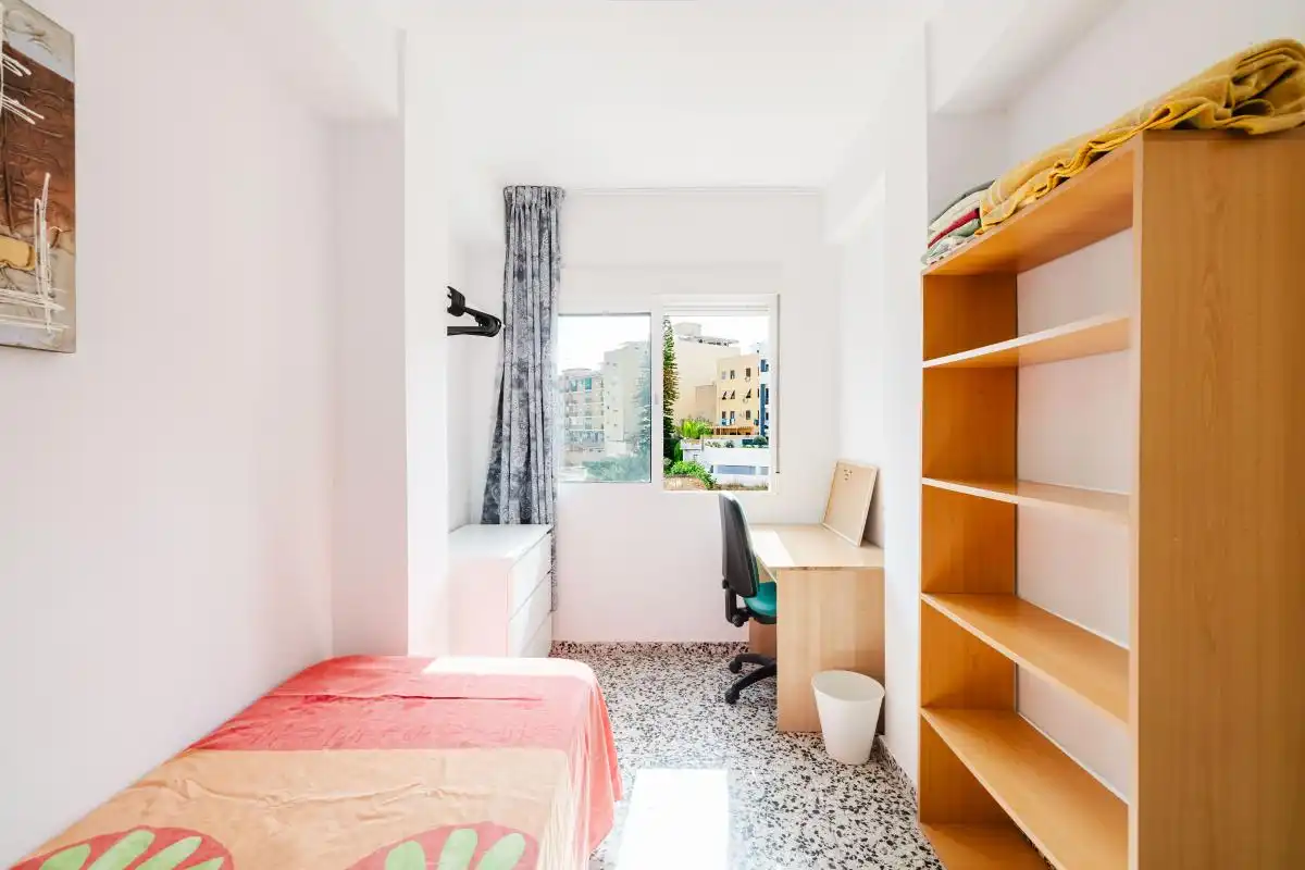 Habitación de Piso en venta en Málaga con Aire acondicionado, Calefacción y Terraza