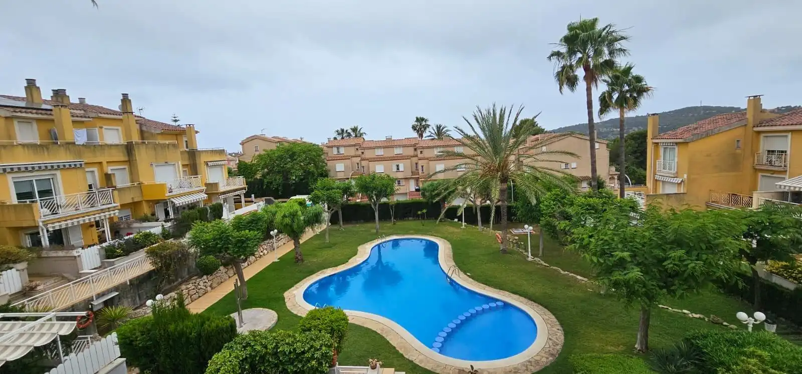 Piscina de Casa adosada en venta en Altafulla con Calefacción, Jardín privado y Balcón