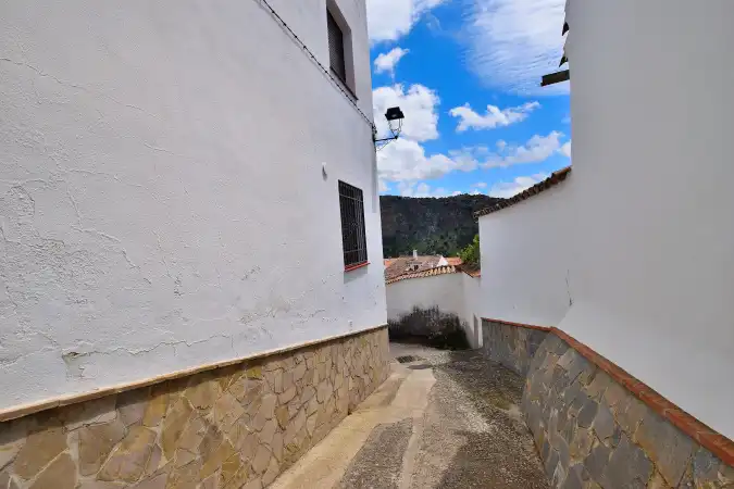 Einfamilien-Reihenhaus zum Verkauf in Montejaque