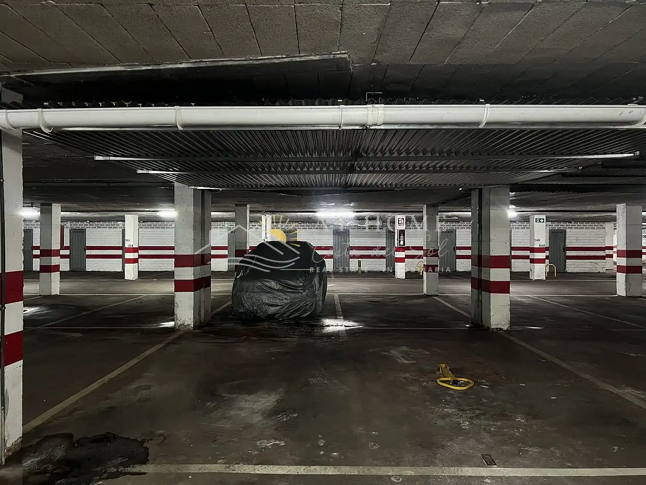 Parkplatz von Garage zum Verkauf in Torrox