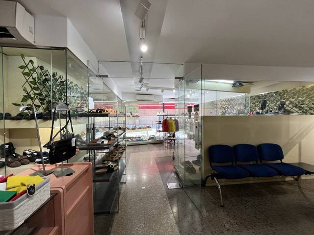 Local comercial en Alquiler en Plaza Llibertat en Vila de Gràcia