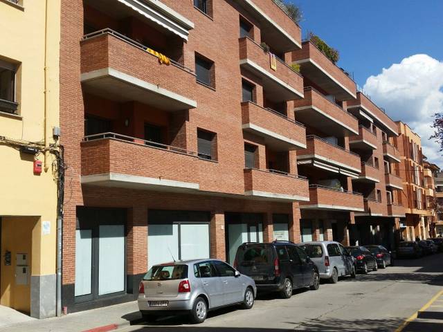 Local comercial en Alquiler en Carrer de la Indústria, 19 en Caputxins - Ambulatori