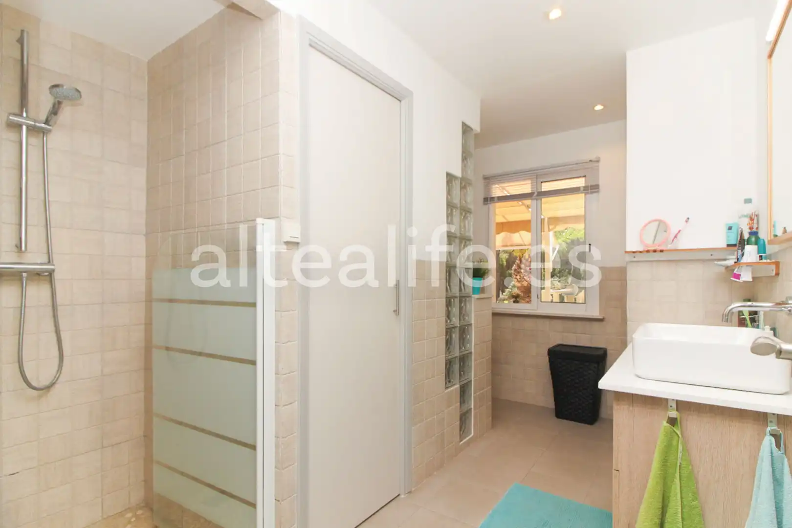 Bany de Casa o xalet en venda en Altea amb Aire condicionat, Jardí privat i Terrassa
