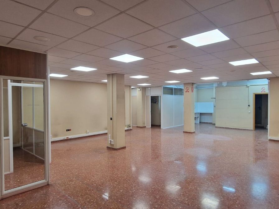 Geschaftsraum zur Miete in  Valencia Capital