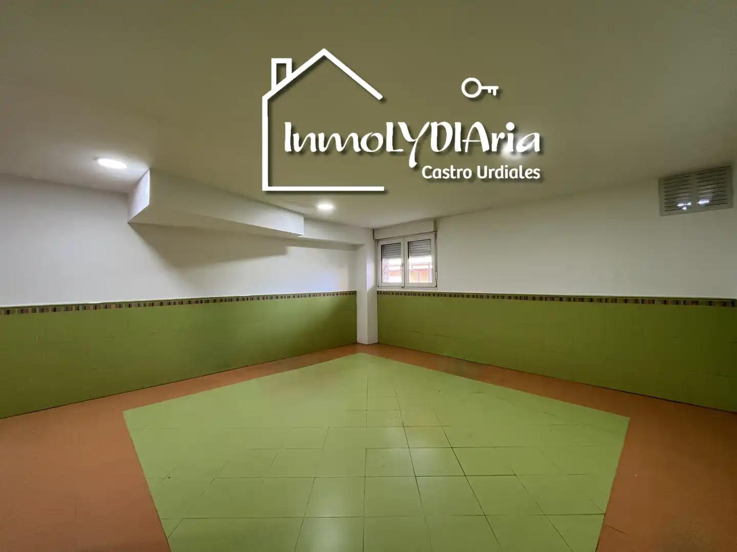 Houses for sale in Castro-Urdiales  with Heating, Private garden and Terrace