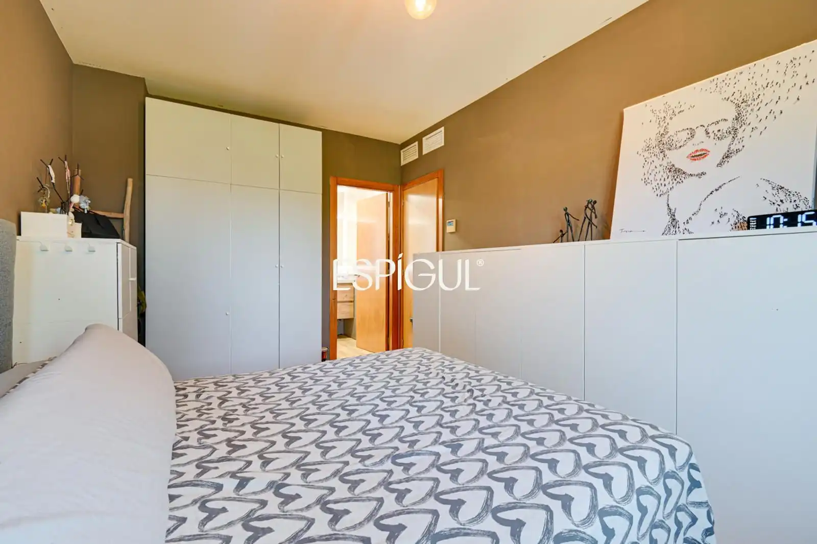 Habitación de Casa o chalet en venta en Aiguaviva con Aire acondicionado, Calefacción y Parquet