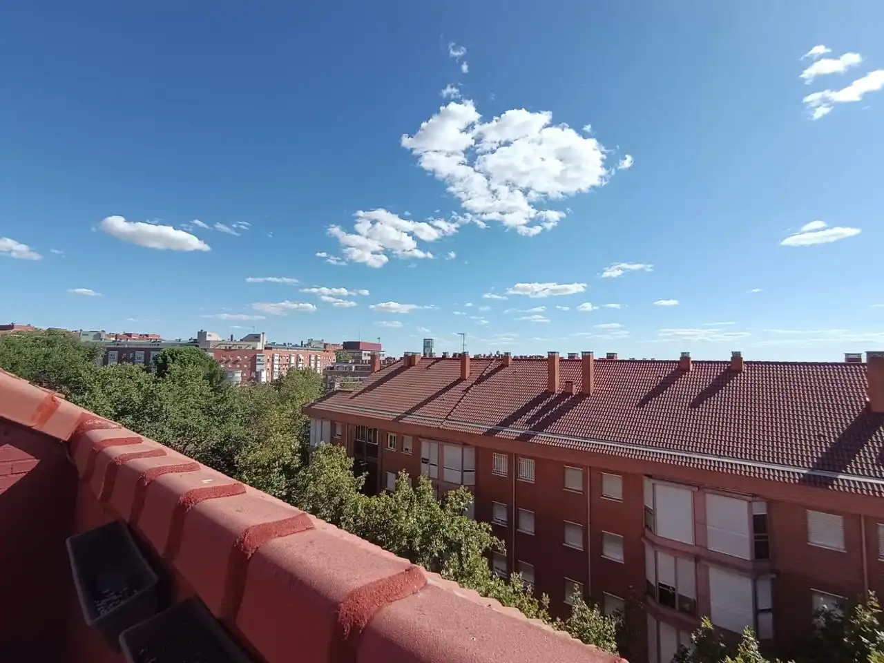 Dúplex en venda a De Candilejas, Palomeras Bajas