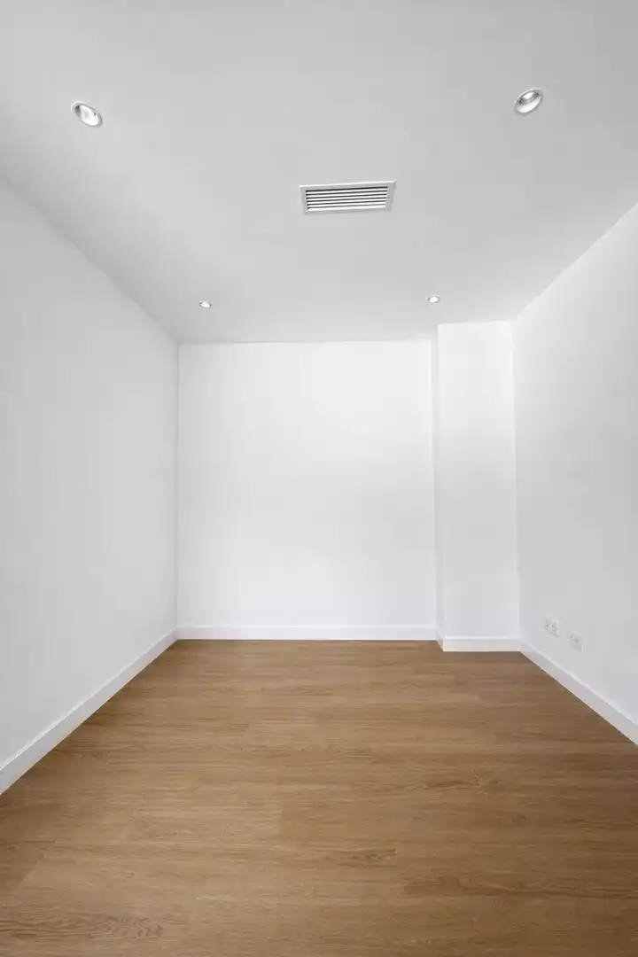 Flat for sale in Terrassa  with Heating and Oven